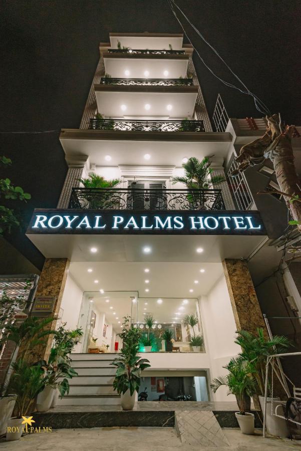Royal Palms Hotel Туй Хоа Екстериор снимка