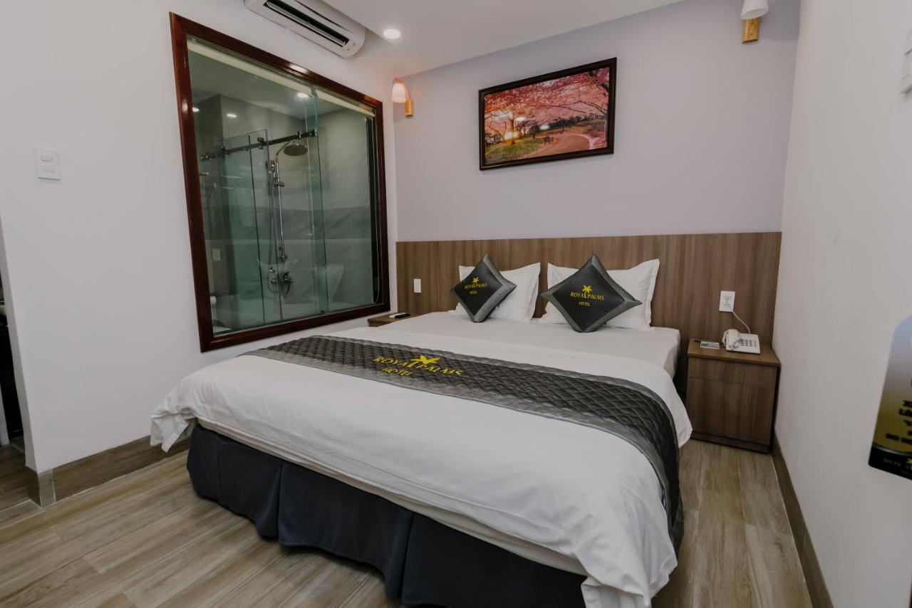 Royal Palms Hotel Туй Хоа Екстериор снимка